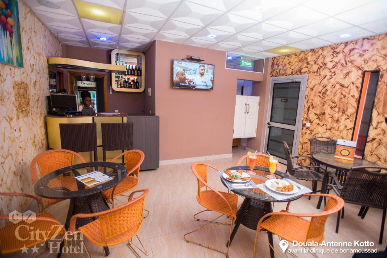 Cityzen Hotel ดูอาลา ภายนอก รูปภาพ